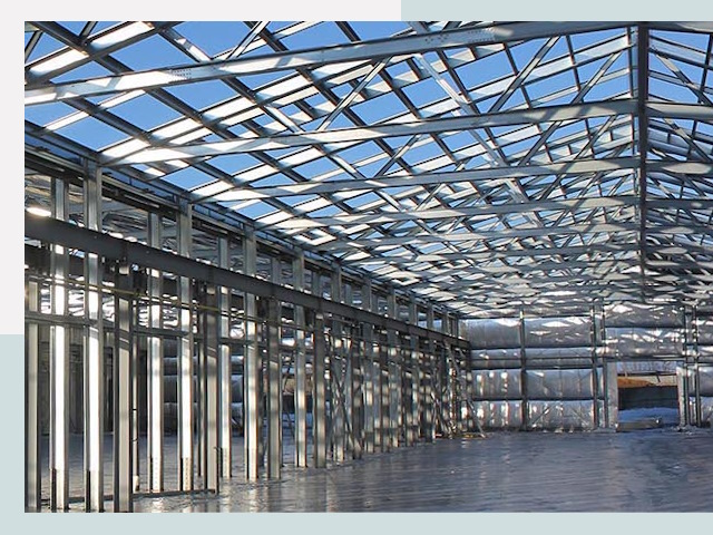 Производственные здания в зиме