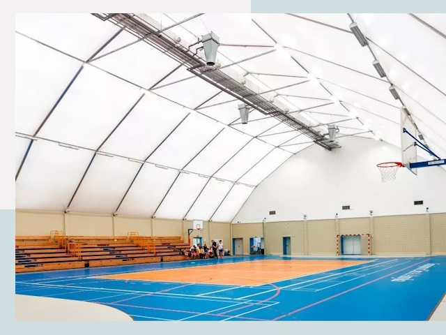 Строительство спортивных залов в зиме