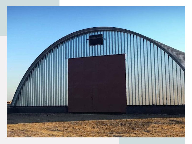 Арочные ангары в зиме