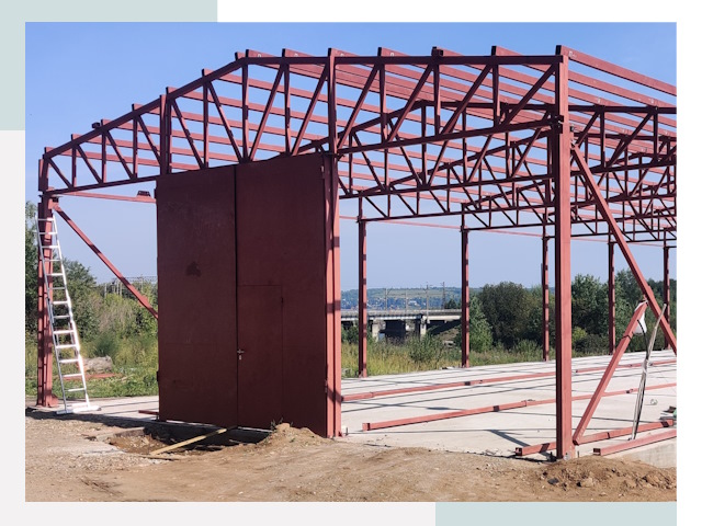 Холодные ангары в зиме