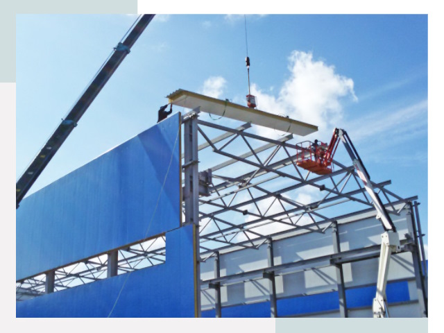 Монтаж сэндвич-панелей в зиме