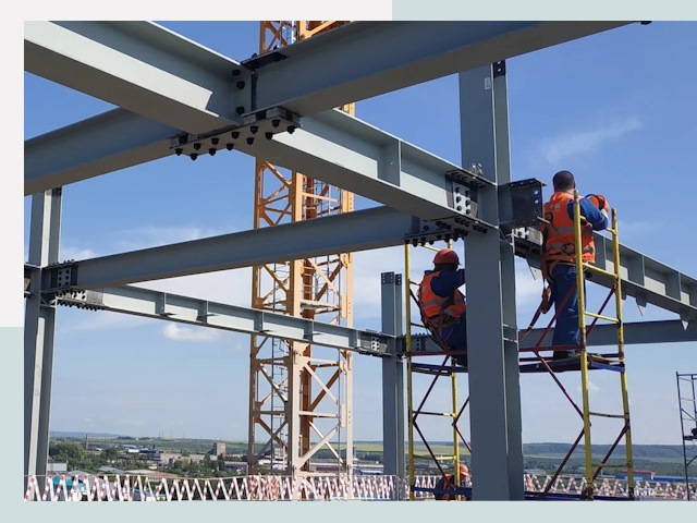 Монтаж металлоконструкций в зиме