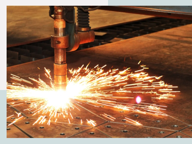 Плазменная резка металла в зиме от 614 руб.